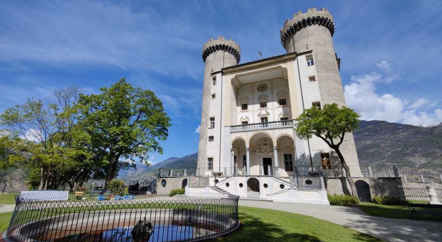 CASTELLO-DI-AYMAVILLES-vda-e1652198143179